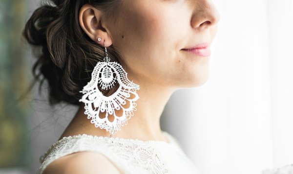 Les secrets pour choisir des boucles d'oreilles aigue marine